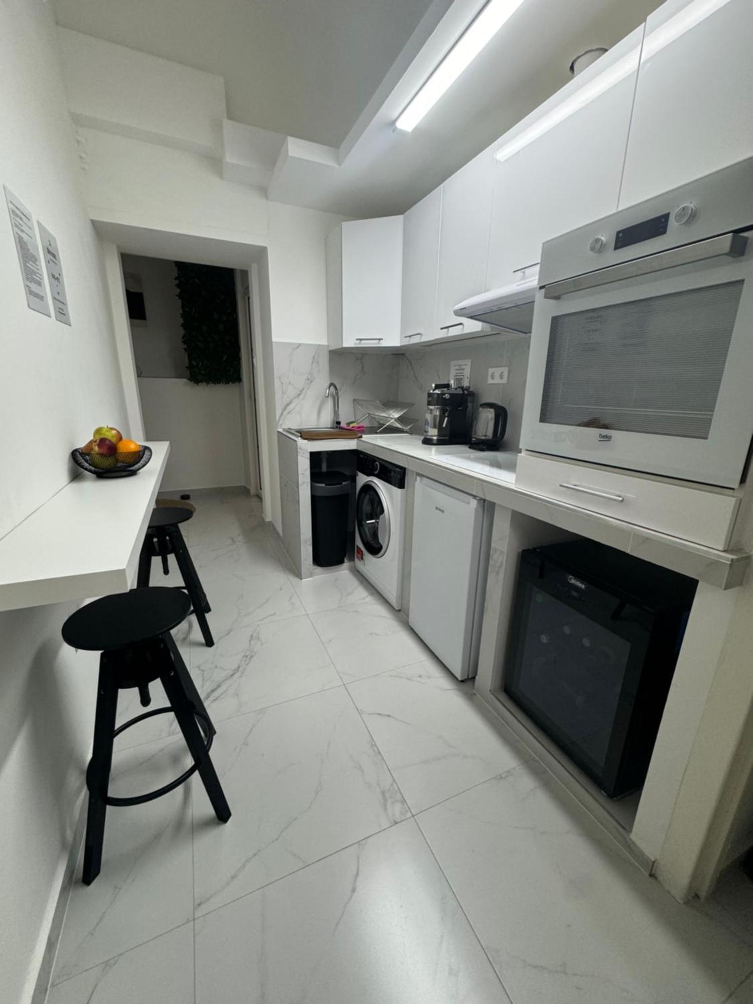 Apartamento New Downtown With Hydromassage Shower, Terrace & Ac Budapeste